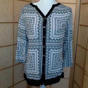 Croft and Barrow button down long sleeve blouse
